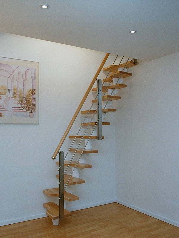 Mittelholmtreppe mit Wechseltritt